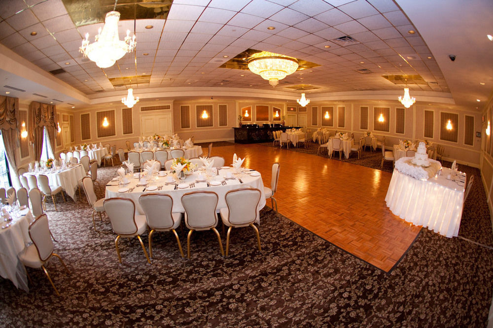 Doubletree By Hilton Poughkeepsie Hotel Exterior photo